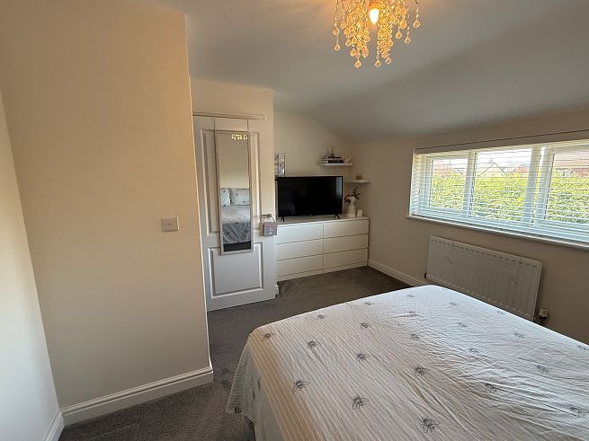 51 Hadrian Way, Nuneaton